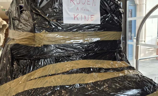 L'équipe de France masculine ouvre sa campagne des éliminatoires pour la coupe du monde à Rouen , Paris 8, Label Courses